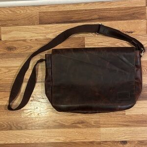 Classic Brown Leather Messenger Bag